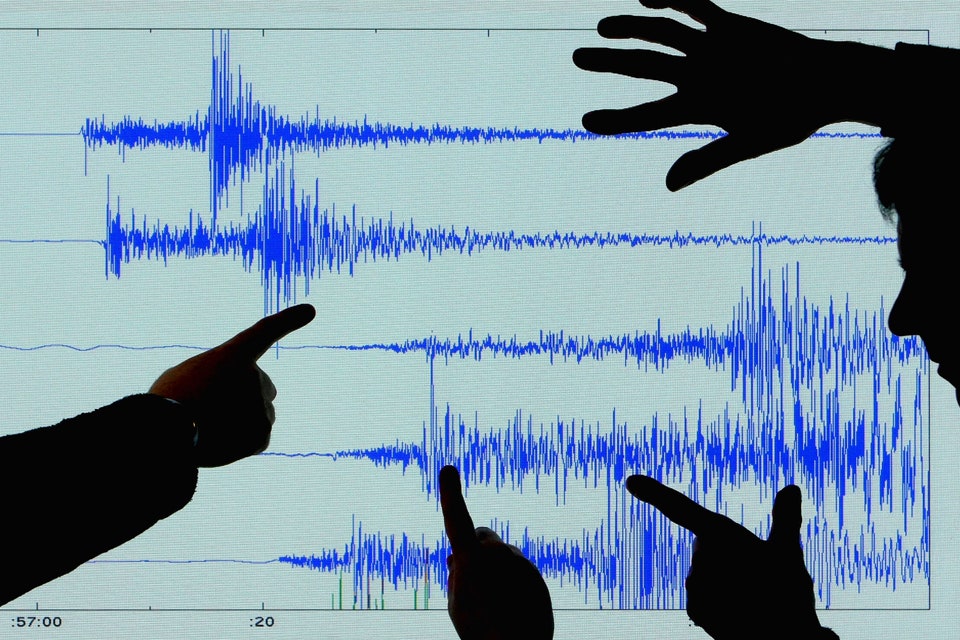 پیش بینی زلزله با هوش مصنوعی